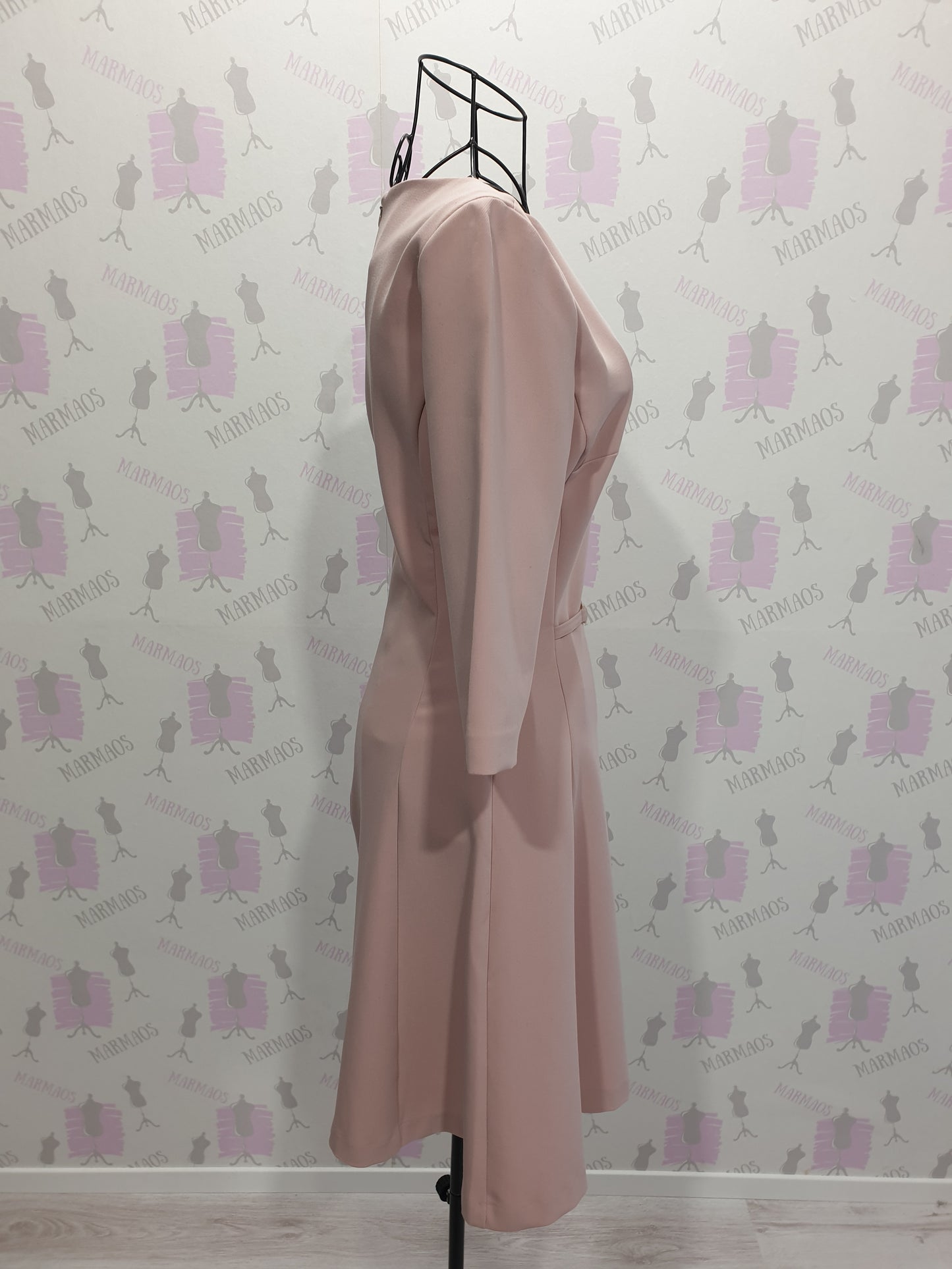 Elegantné šaty 34