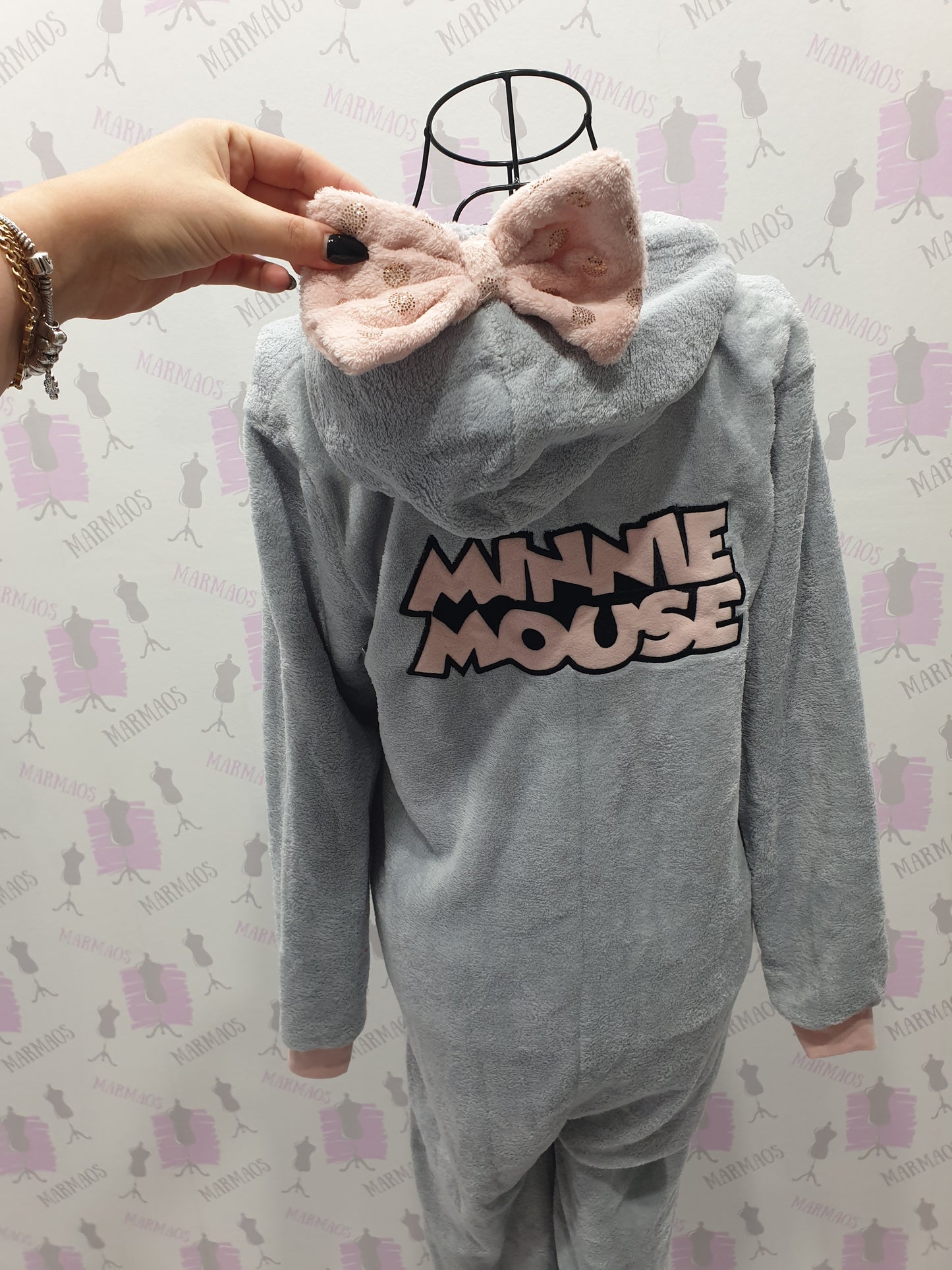 Minnie overal S