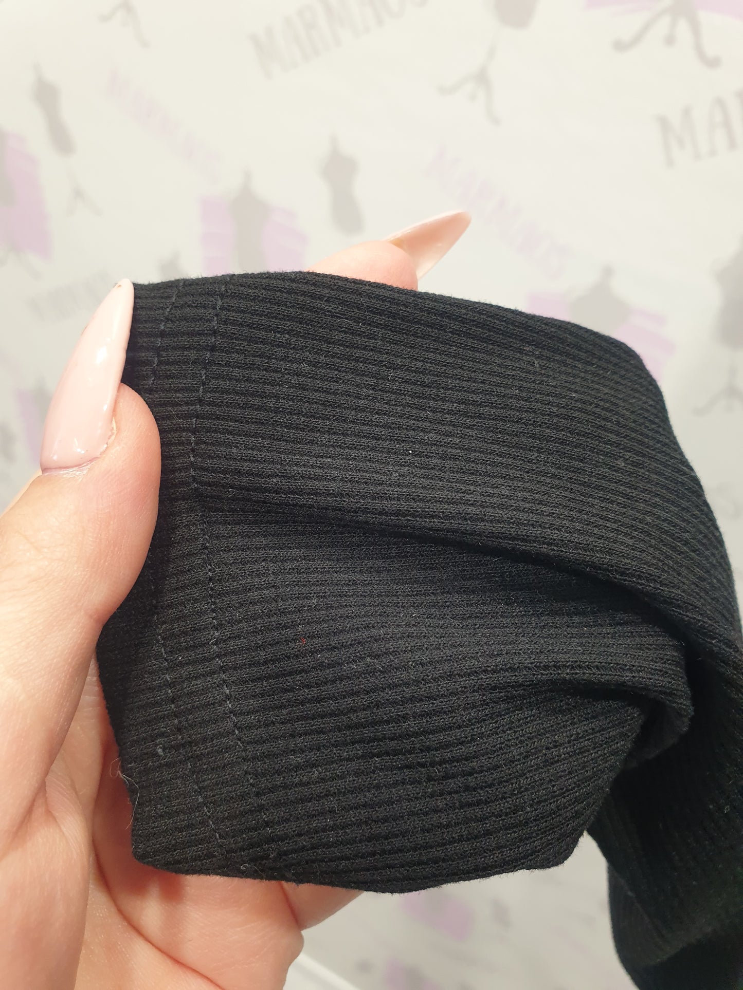 Čierny crop top S
