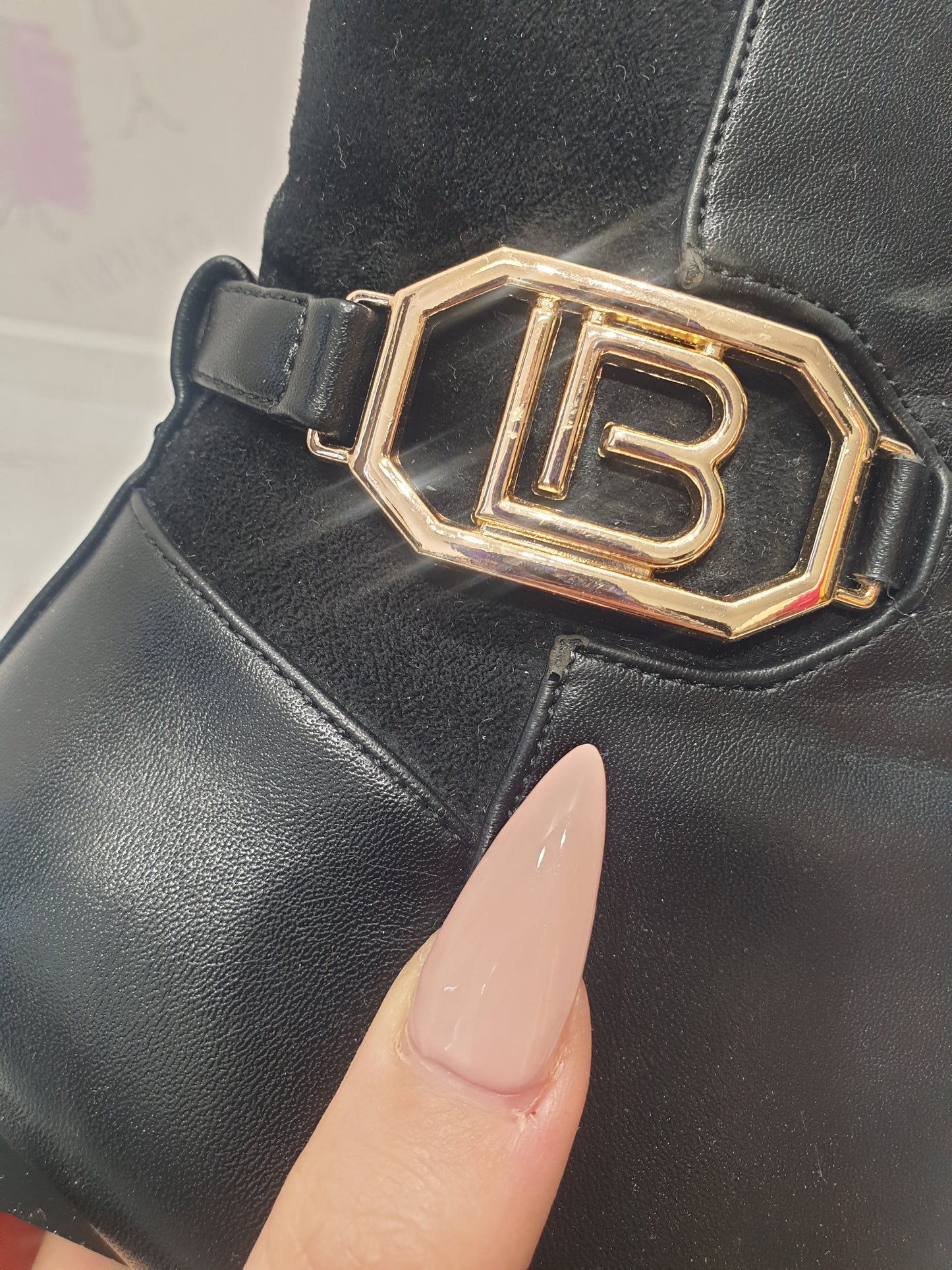 Laura Biagiotti kožené čižmy 36