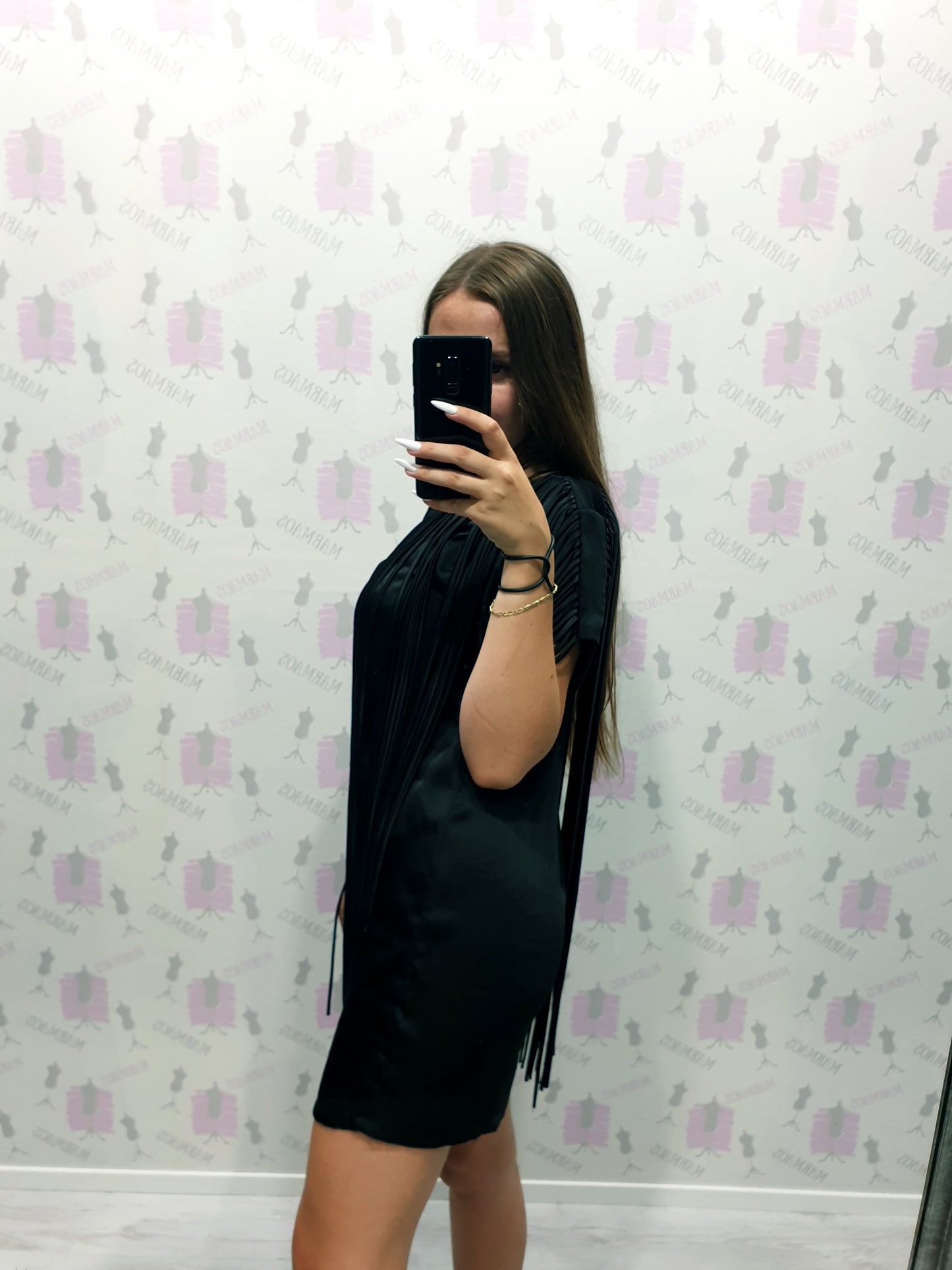 Šaty so "strapcami" M