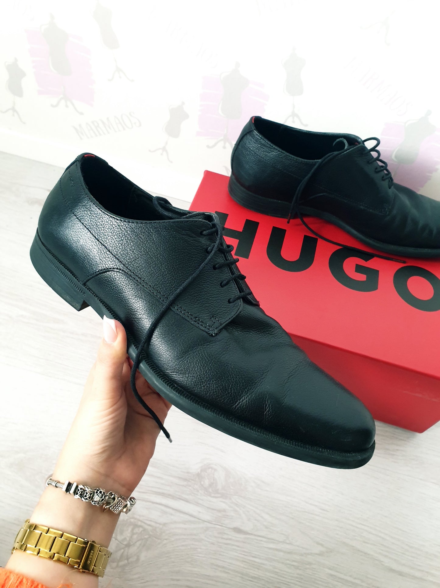 Hugo Boss elegantné topánky 42