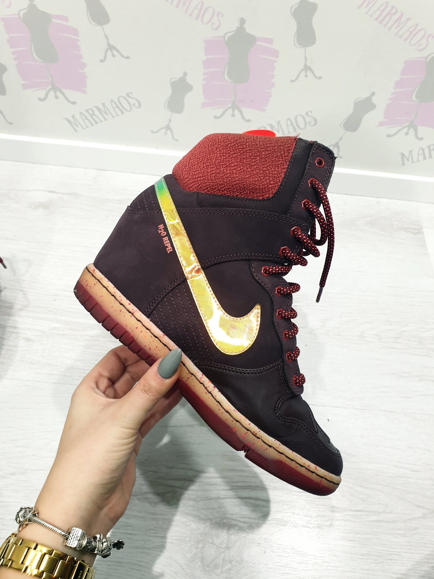 NIKE extravagantné tenisky na platforme 39
