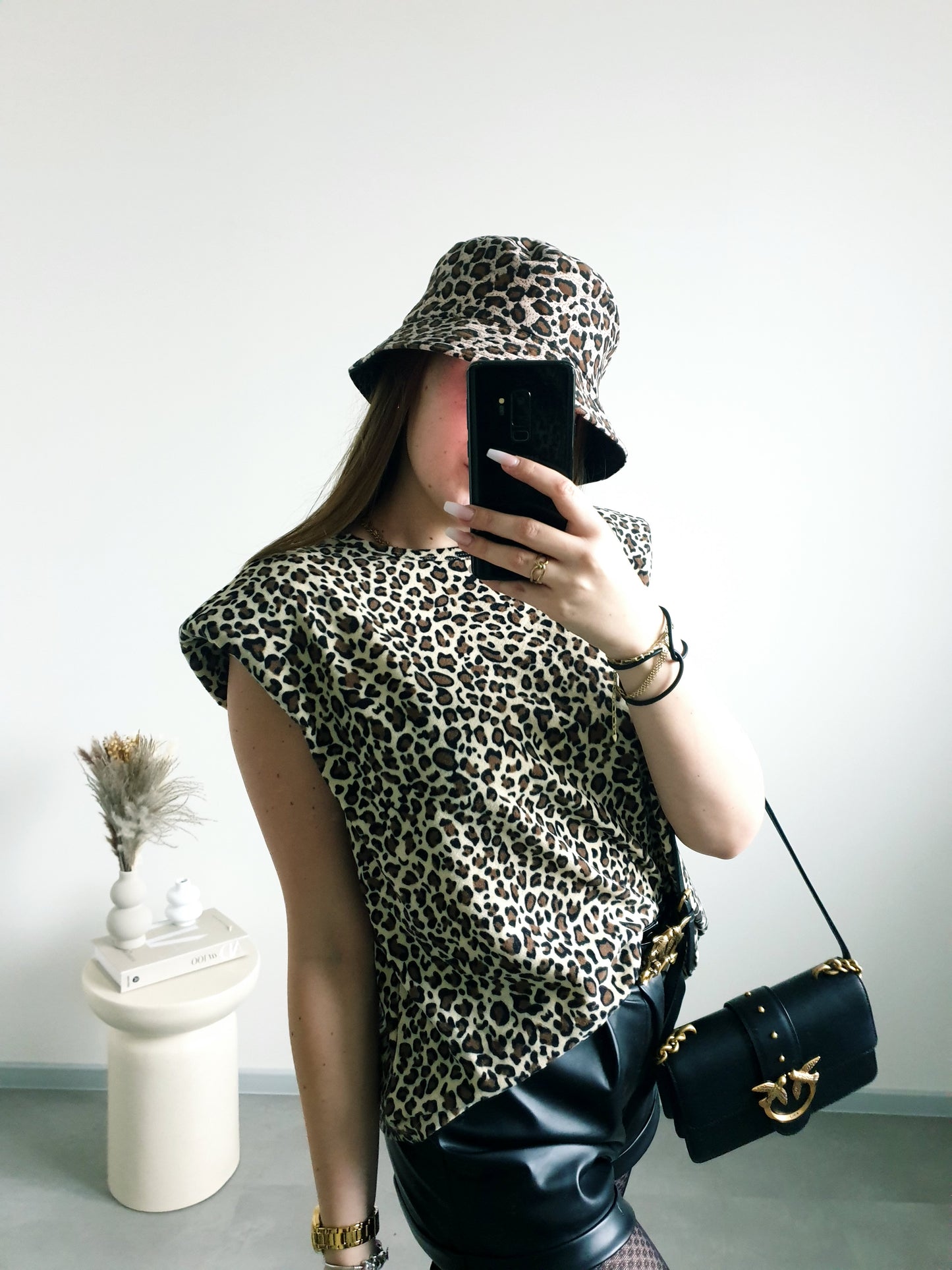 Leo top M/L