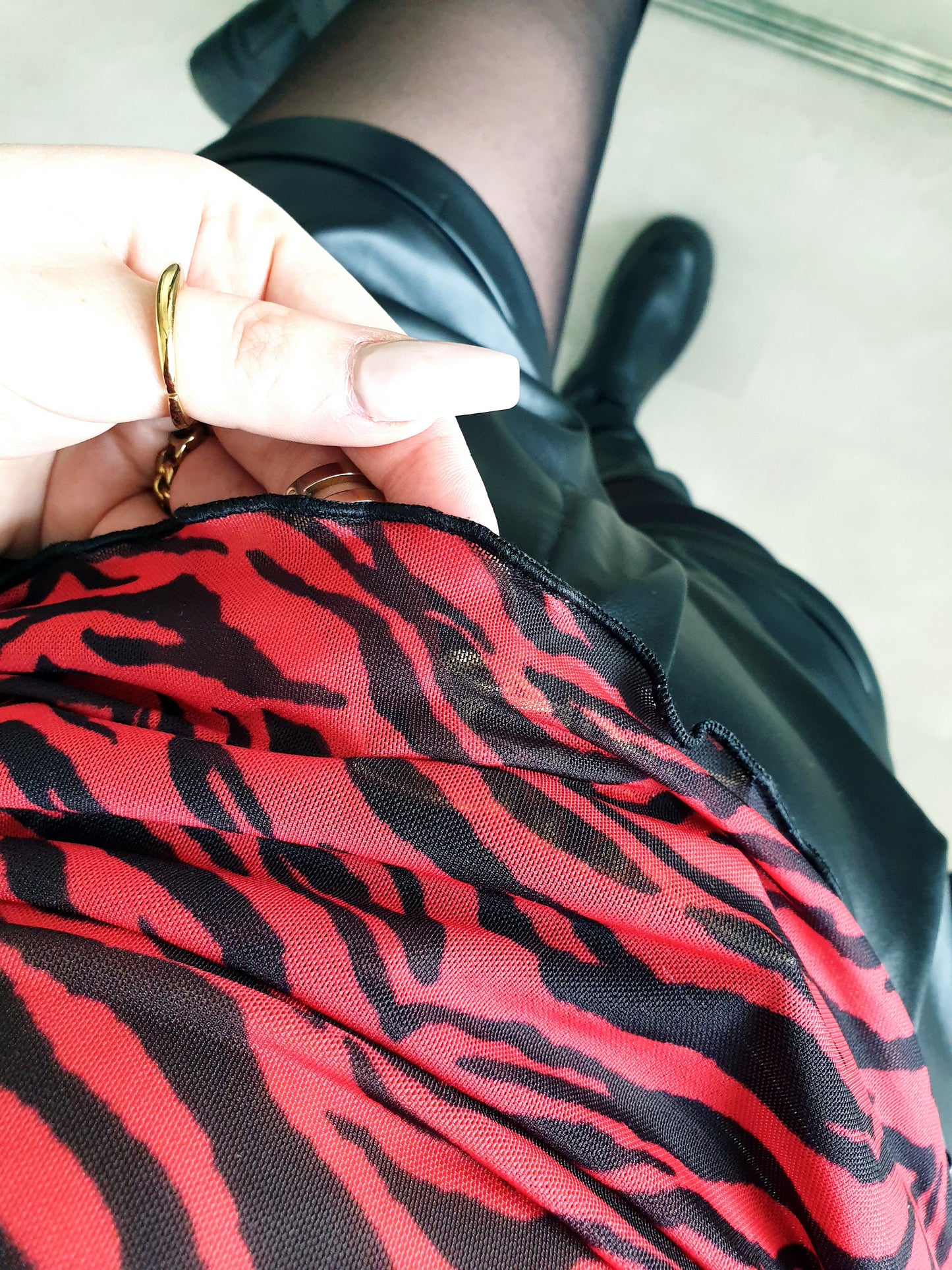 ZARA priesvitný top S/M