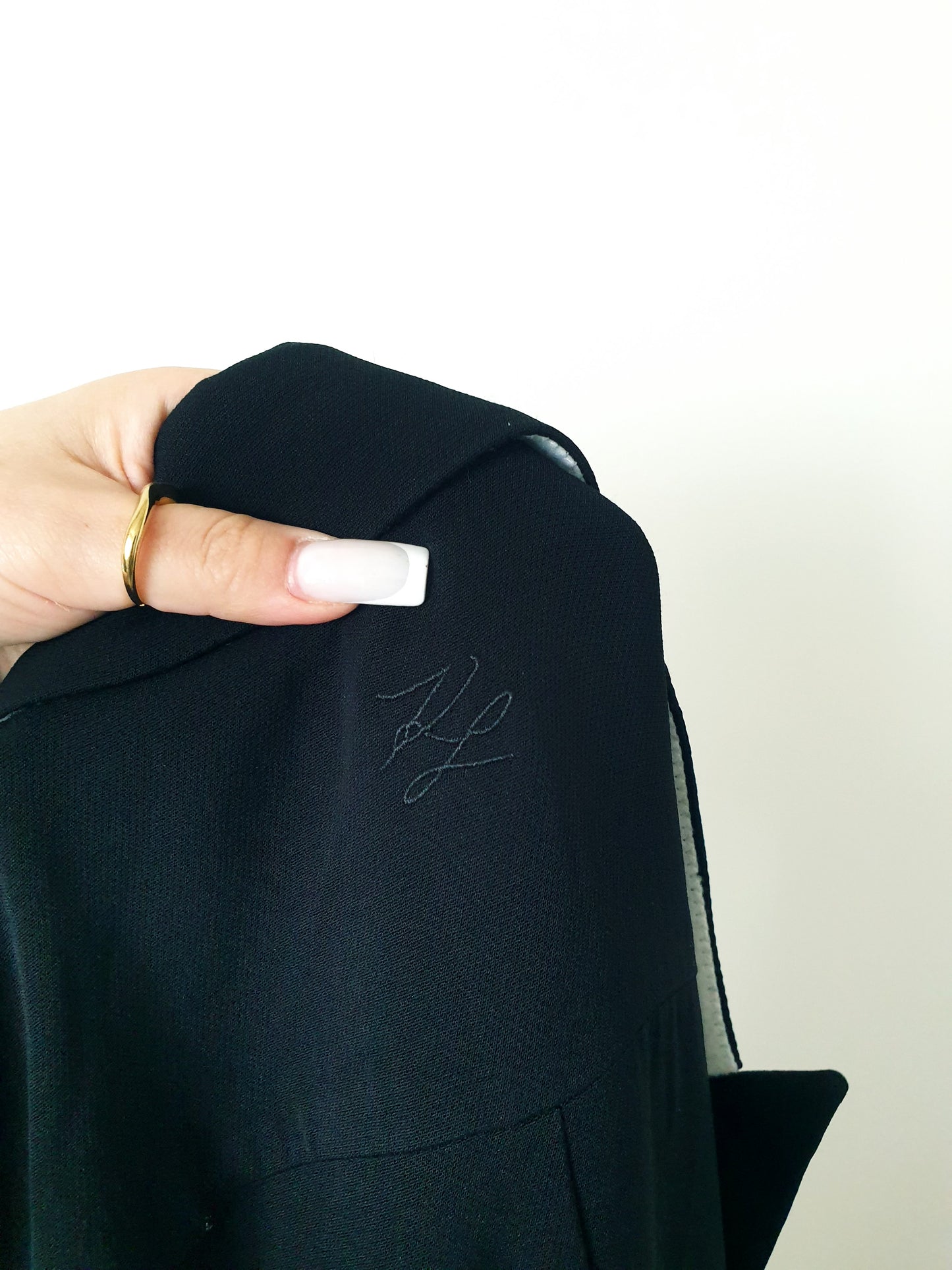 Karl Lagerfeld vesta