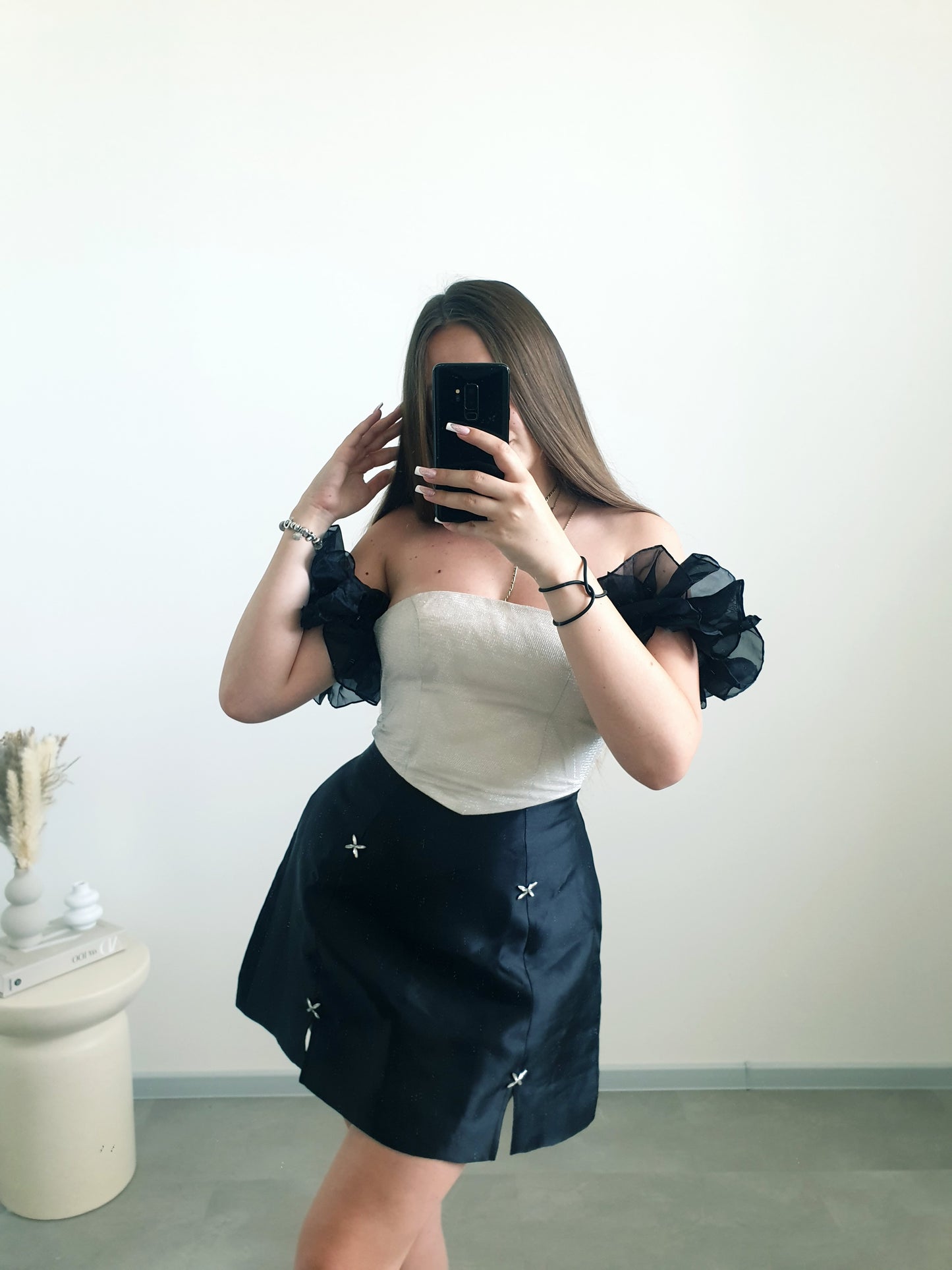Extravagantné šaty S