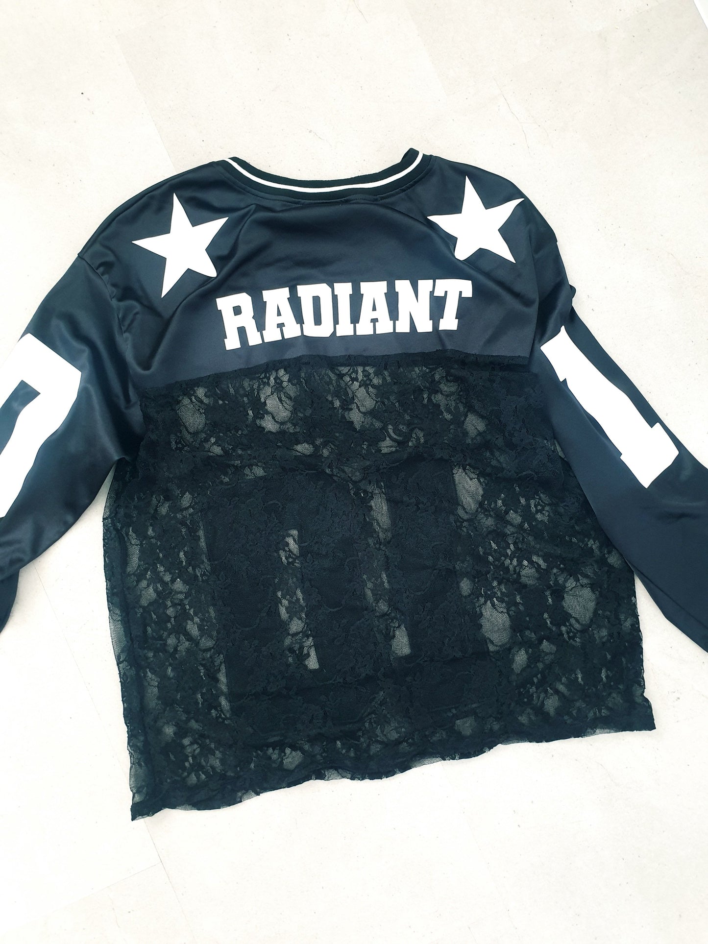 Oversize extravagantný top