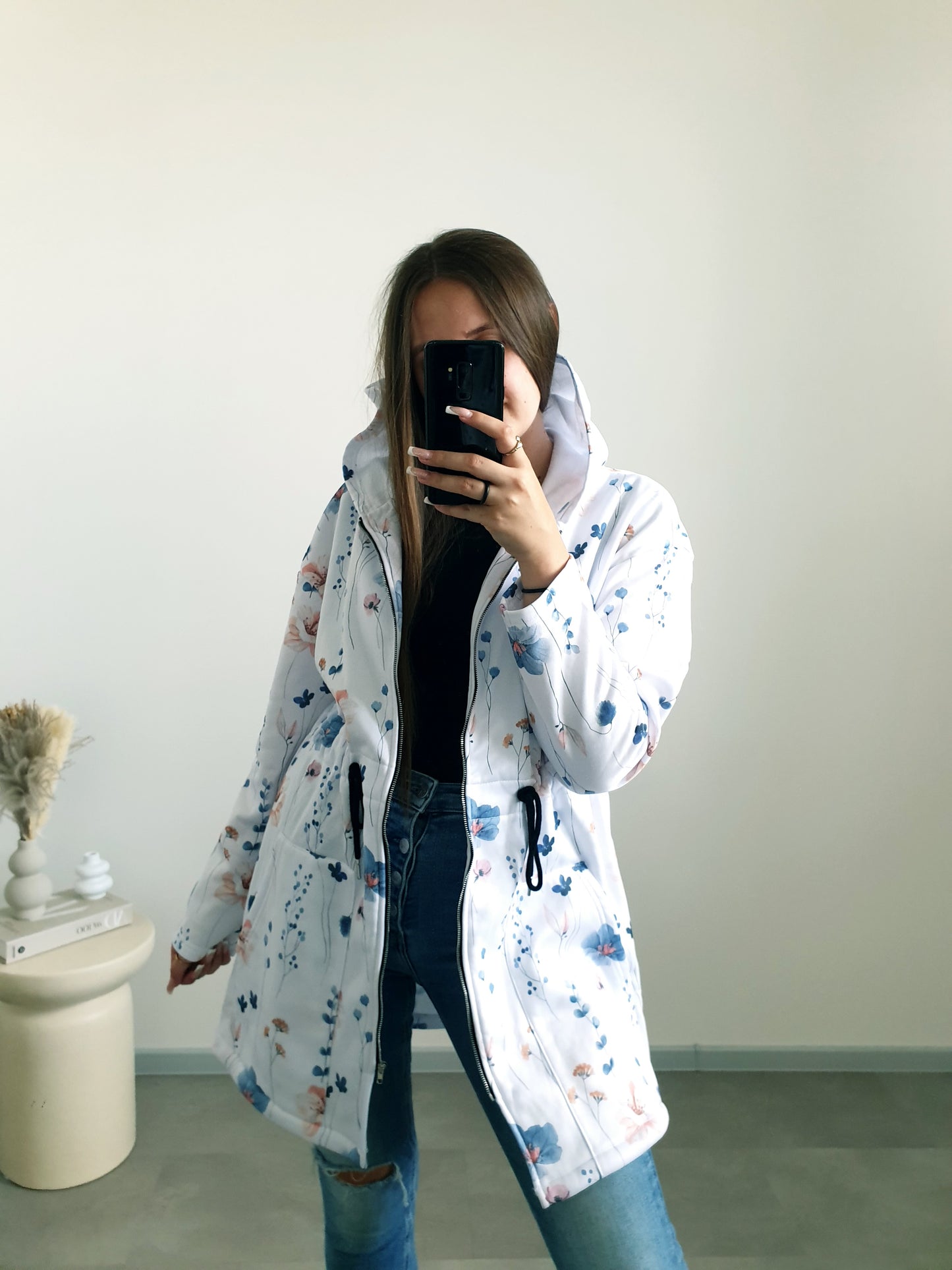 Mikina L