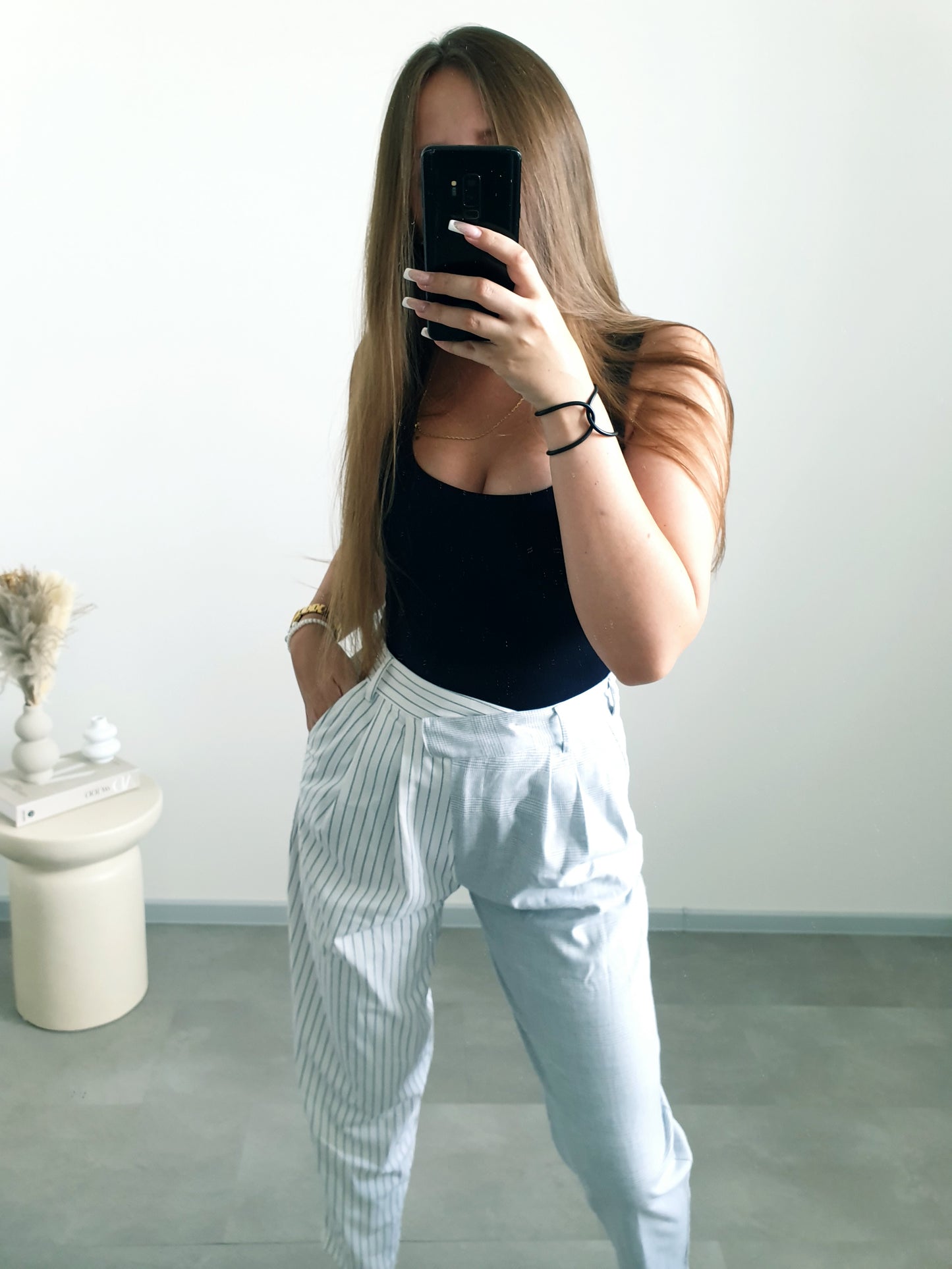 Bershka štýlové nohavice M/L