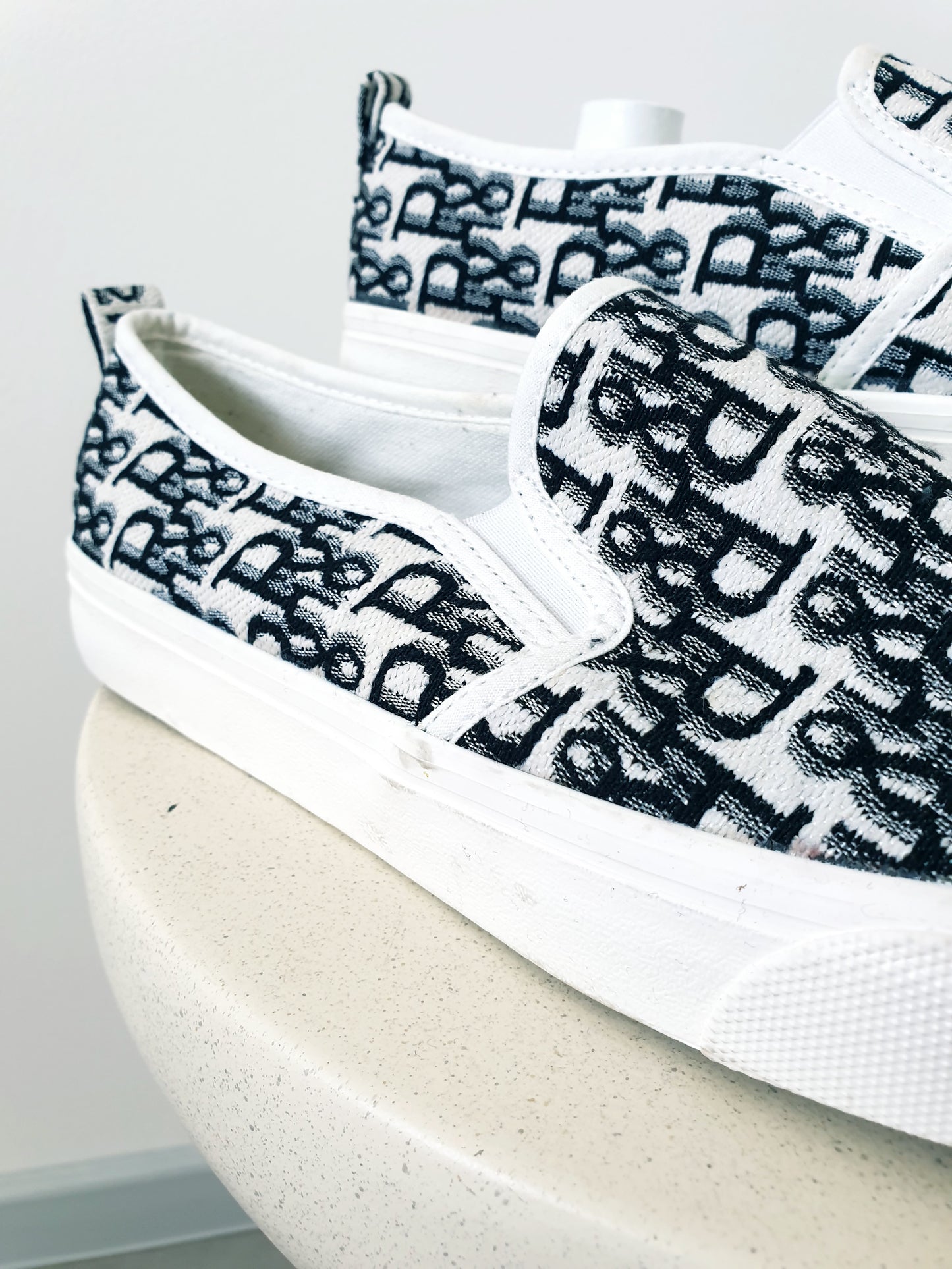 Slip on topánky 39