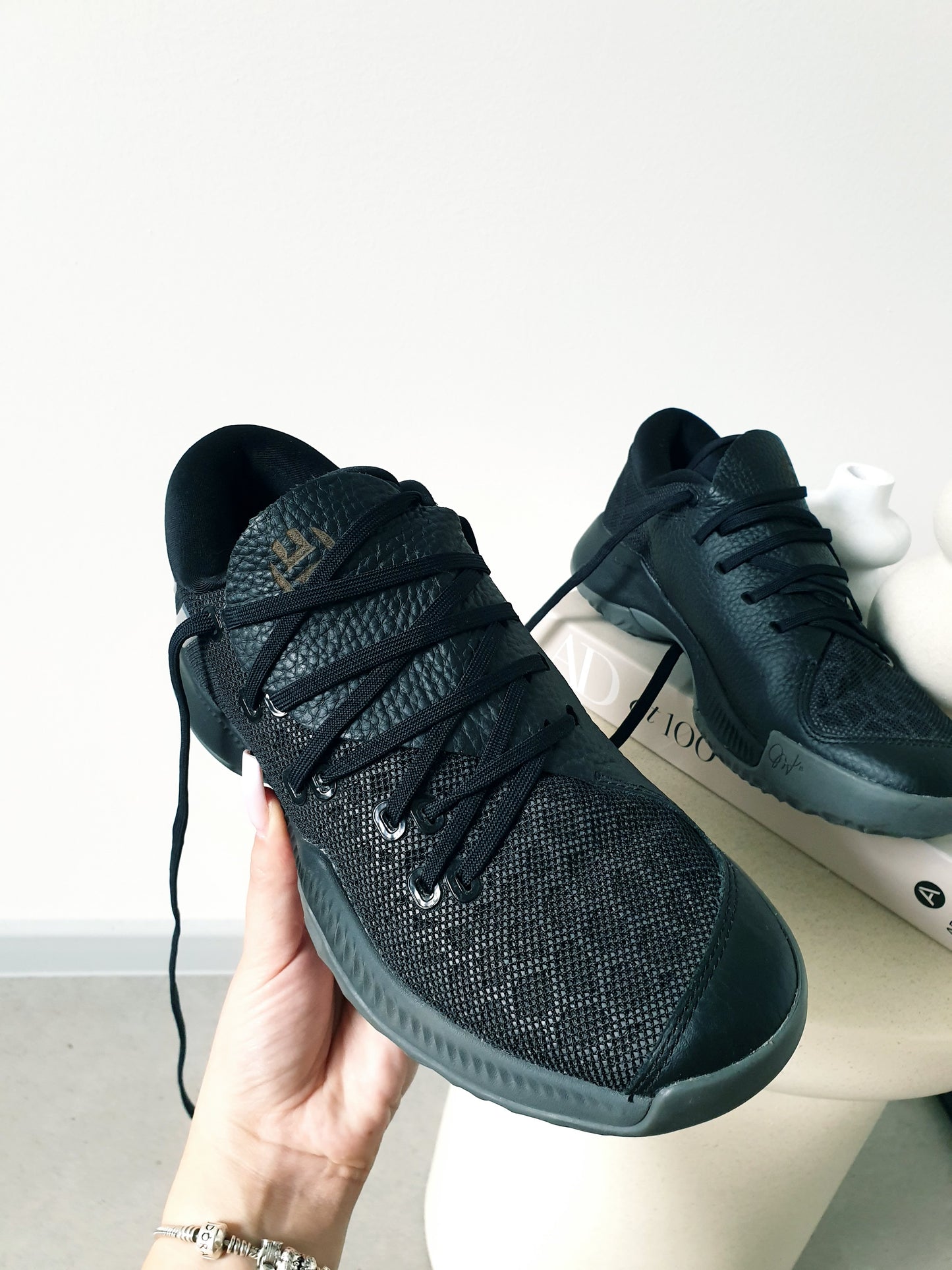 ADIDAS tenisky 38