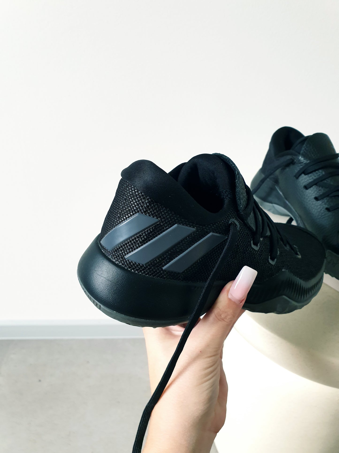 ADIDAS tenisky 38