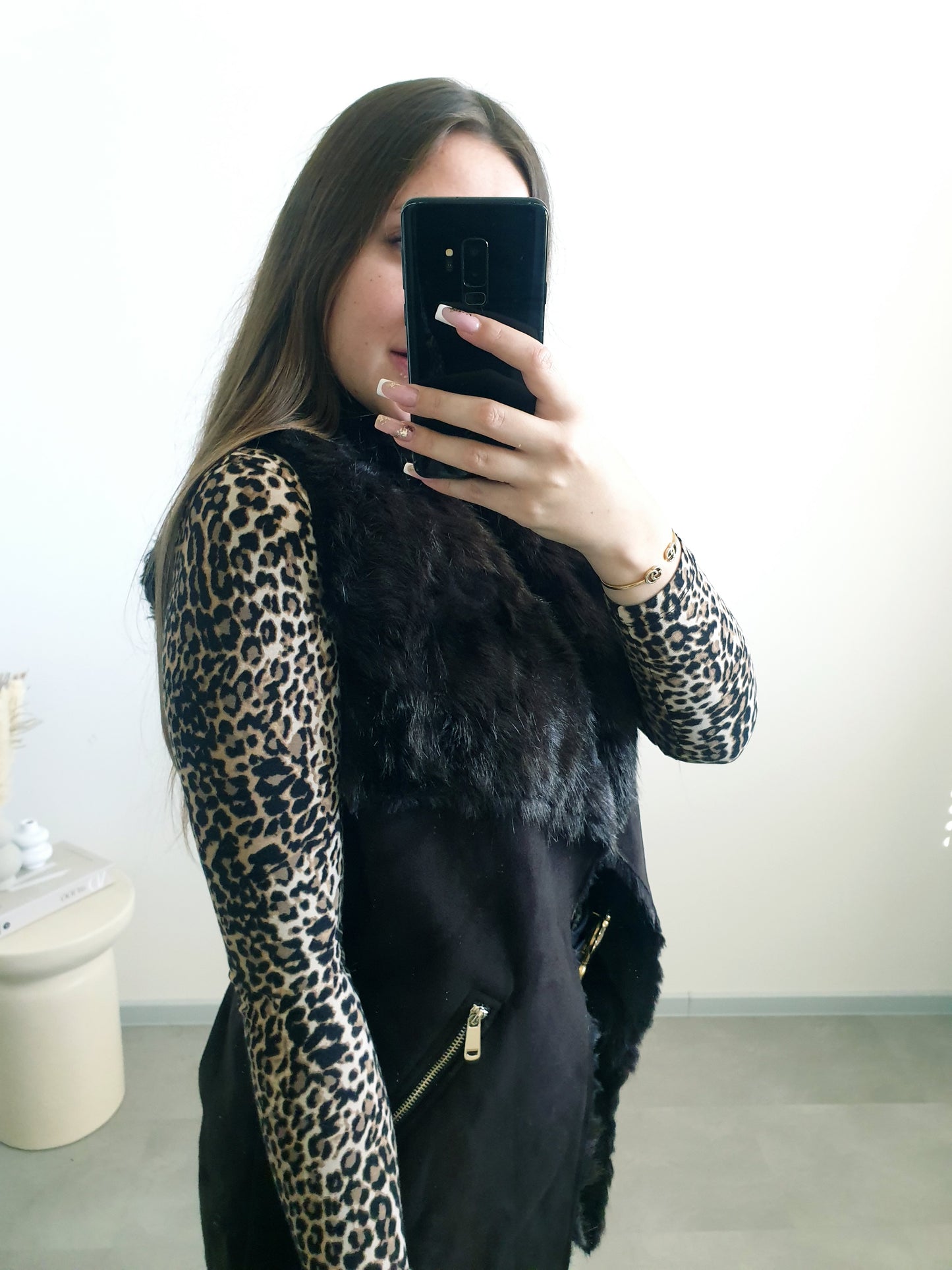 Hnedá vesta s kožušinou 36/S