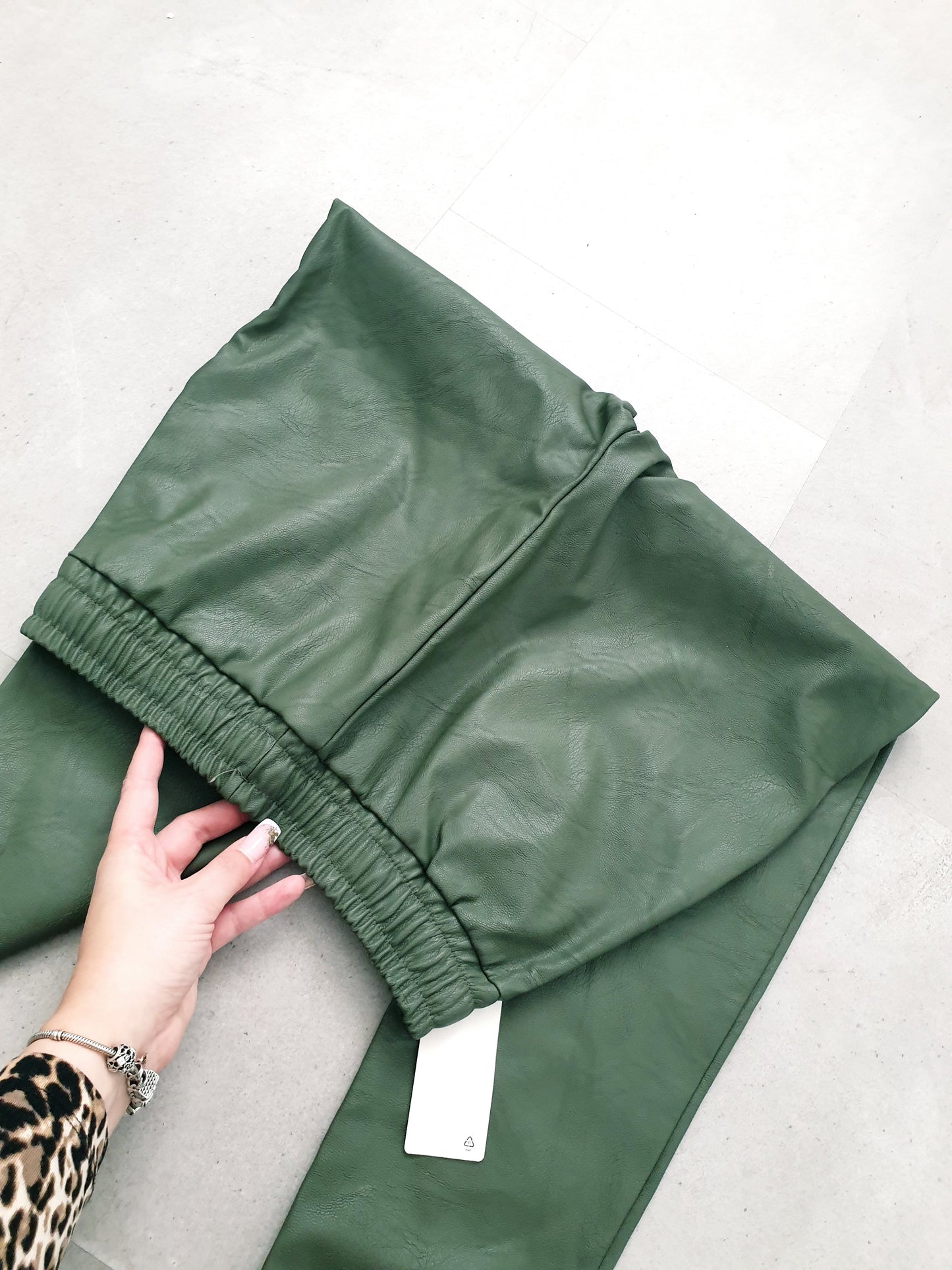 Koženkové nohavice XS