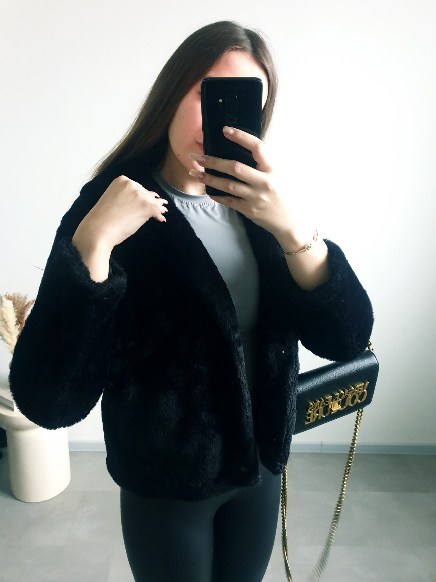 Čierny kožúšok XS