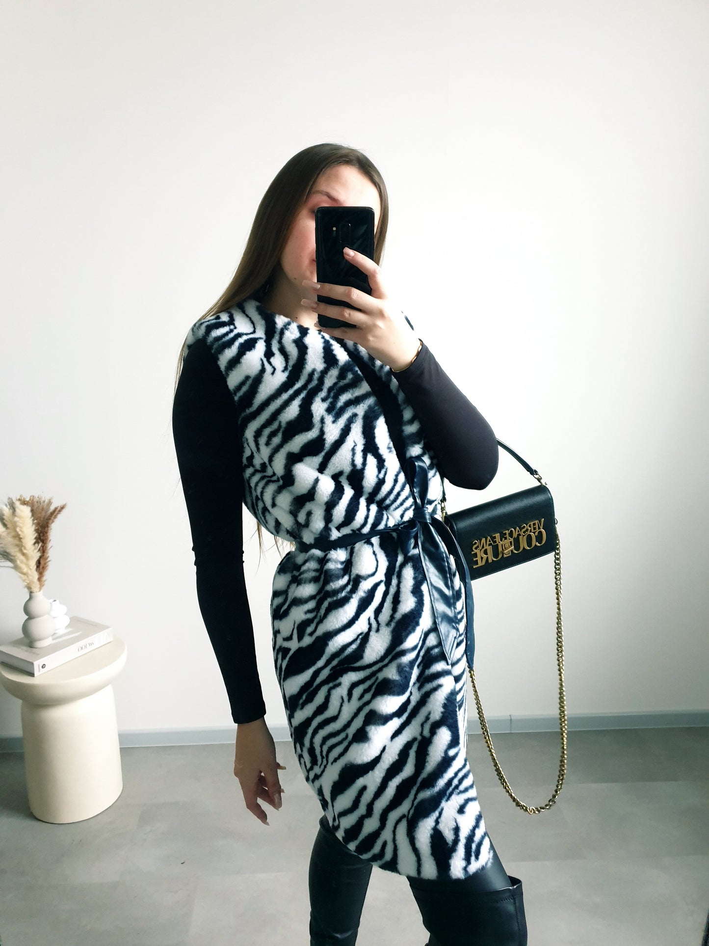 Zebrovaná kožušinová vesta S/M