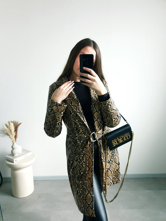 Extravagantný kabátik M