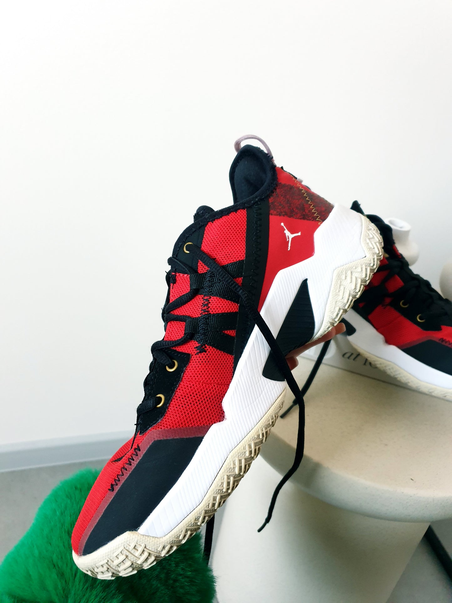 JORDAN ONE TAKE II tenisky 42