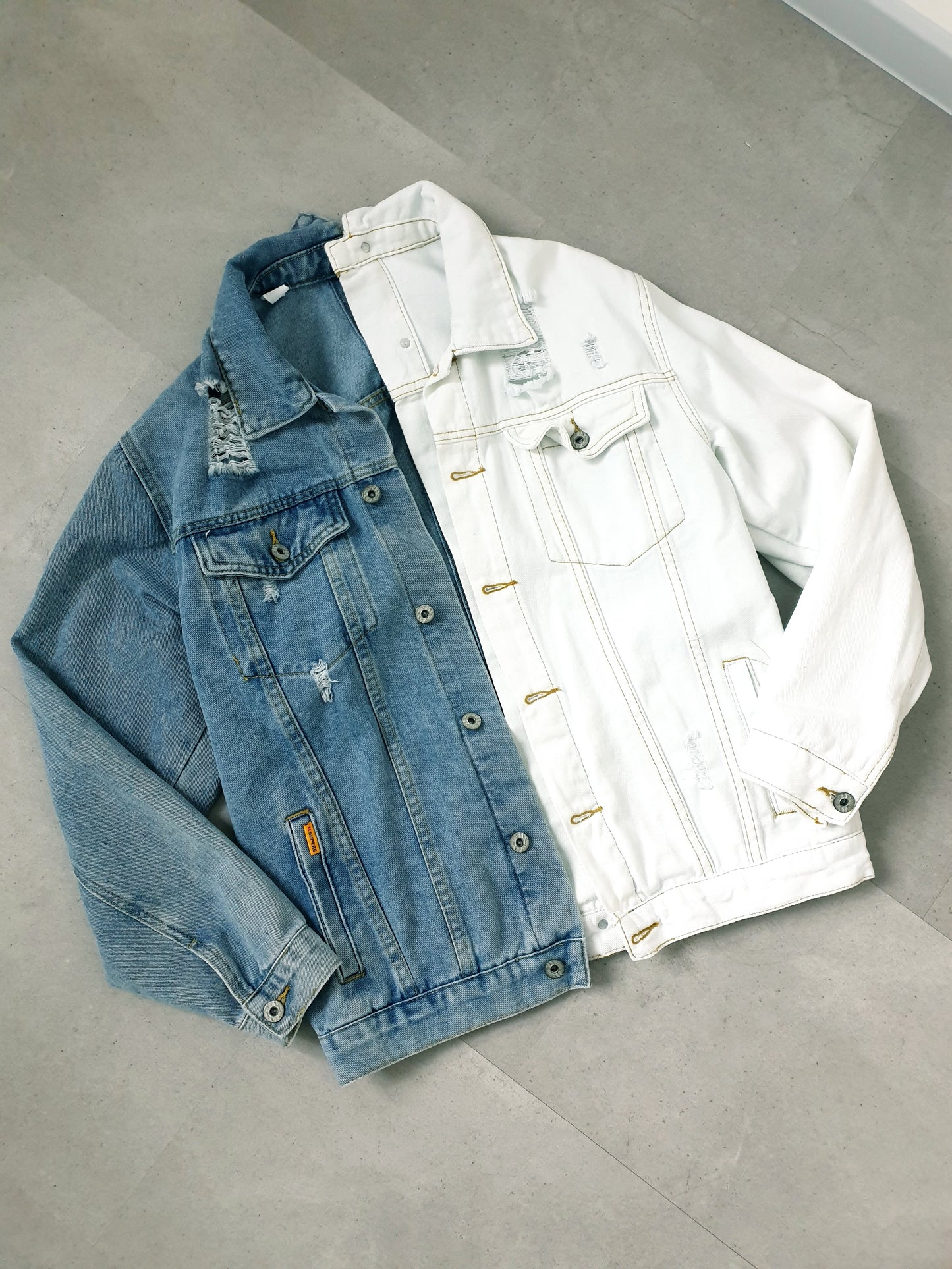 Štýlová rifľová bunda S