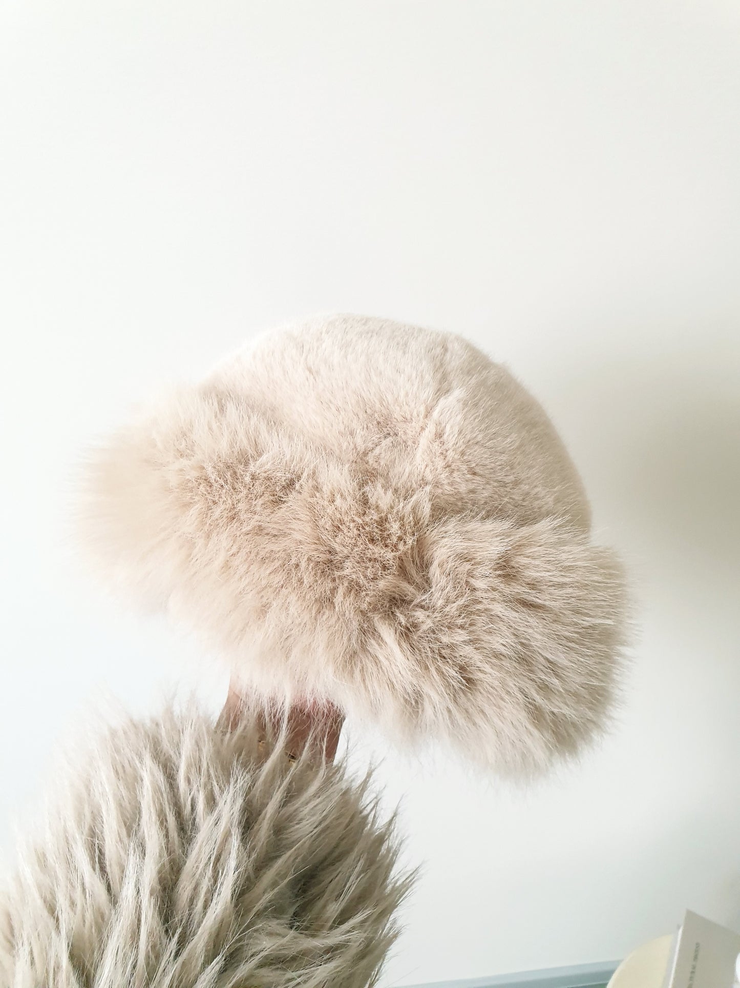 Obojstranná kožušinová čiapka